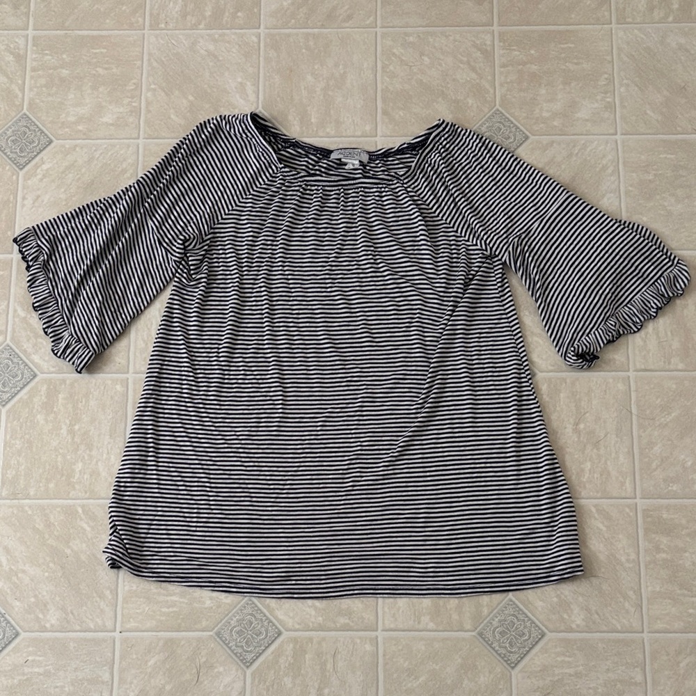 Accent Top